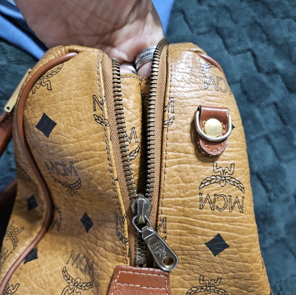 MCM purse - Picture 7 of 12